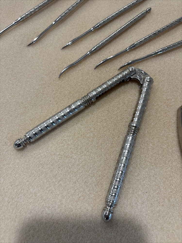 Vintage HMQ Hand Held Nutcrackers Nut Shellfish Cracker With 6 Picks