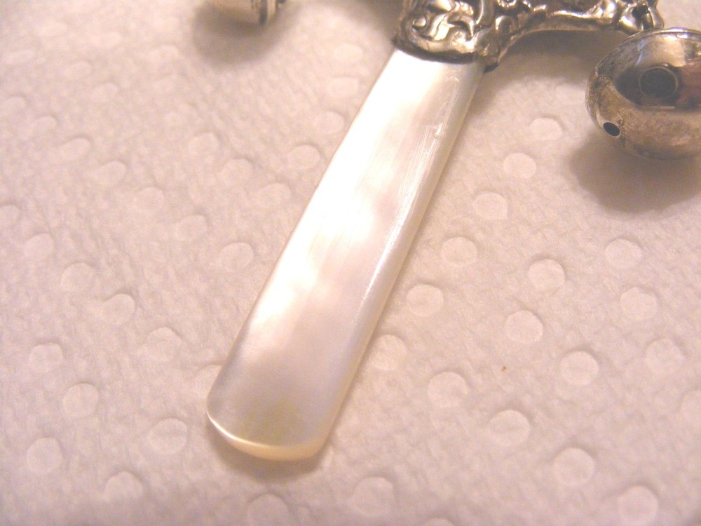 1906 Birmingham Sterling Silver MOP "Hey Diddle Diddle Rattle