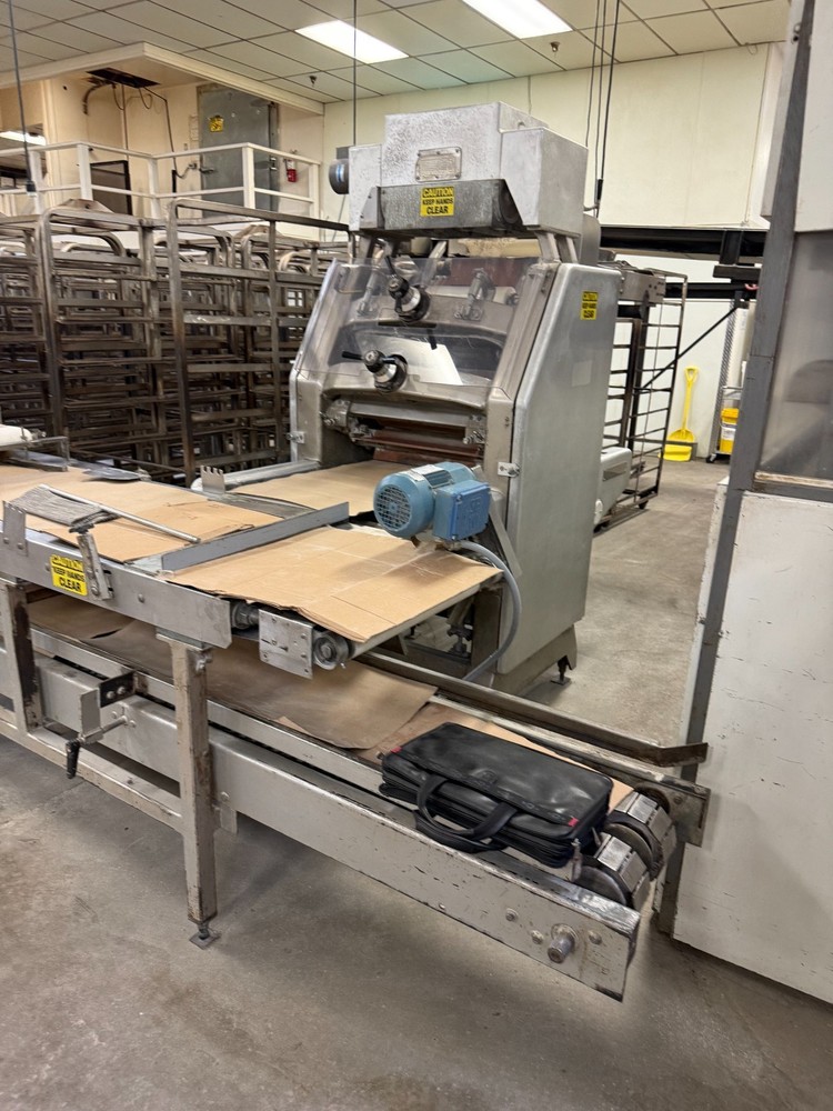 Oshikiri bread moulder