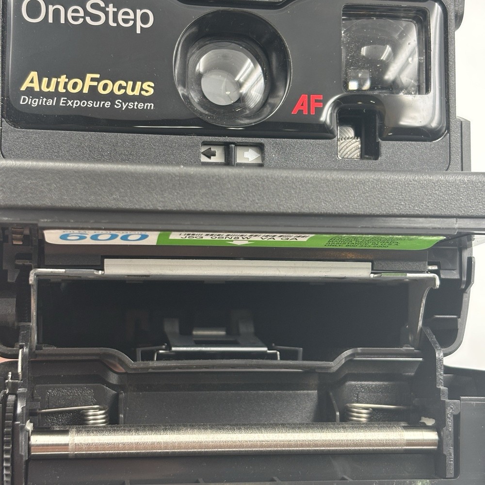 Vintage Polaroid One Step AF Auto Focus 600 Instant Camera With Strap Untested