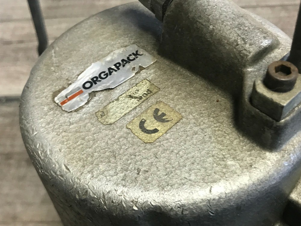 ORGAPACK PNEUMATIC STRAPPING MACHINE