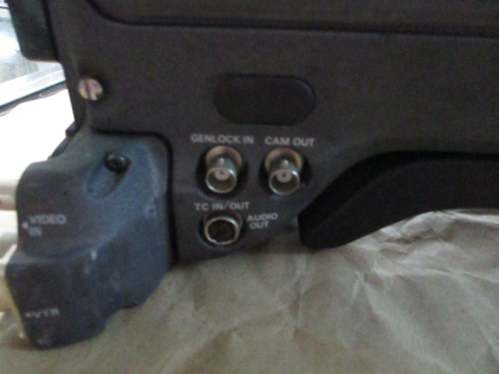 Panasonic AJ-D700P DVCPRO Digital Video Cassette Camera- Powers On " NOT TESTED"