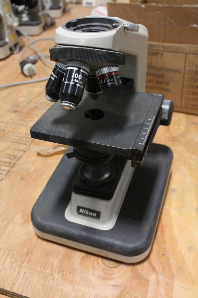 Nikon Alphaphot YS2 Upright   Microscope
