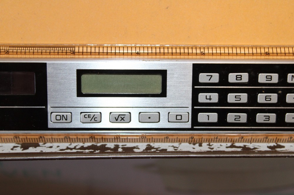 Vintage Nelsonic Electronic Ruler Solar & Light Powered Calculator