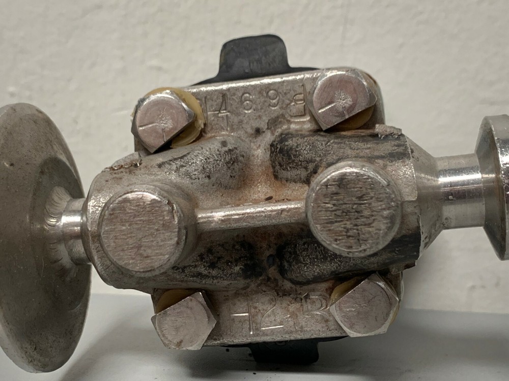 ITT CF3M H2 Diaphragm Valve w/ 1/2" Sanitary Fitting & 2" OD