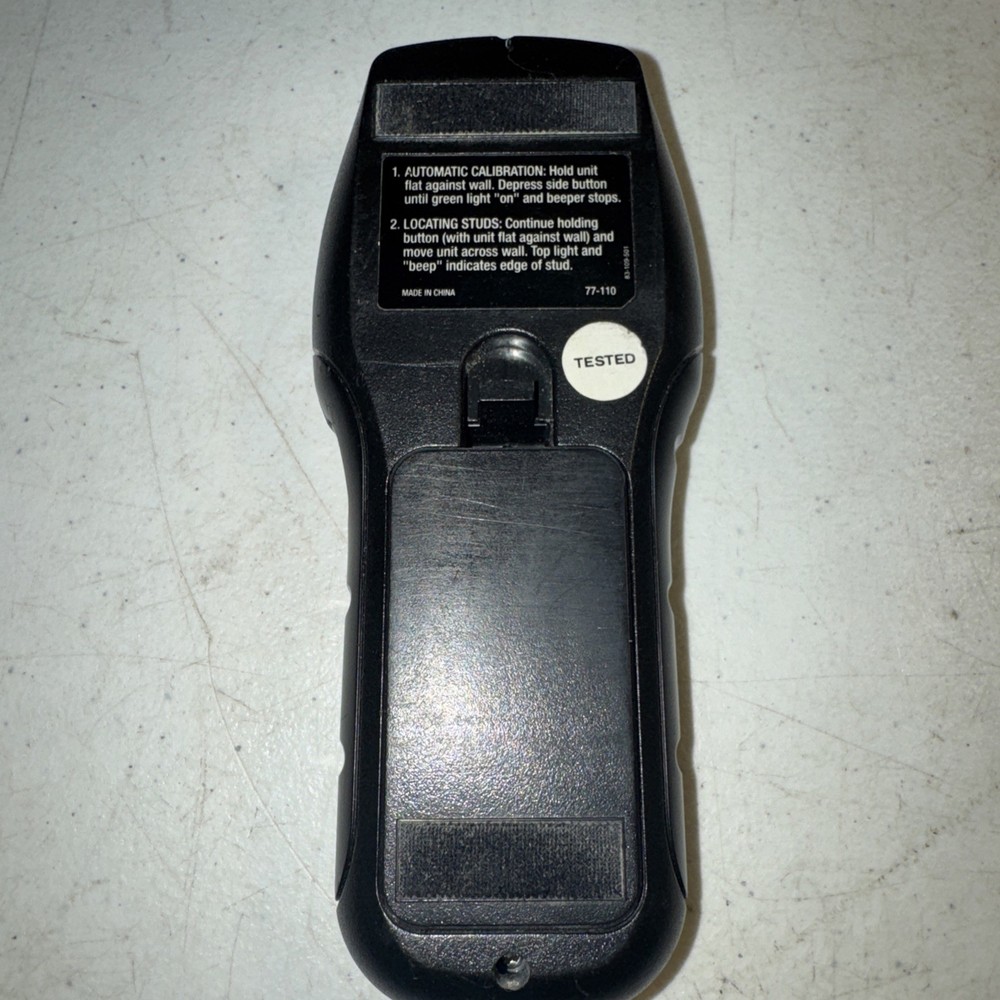 Stanley IntelliSensor Stud Finder 77-110 Sensor W/ Audio & LED Display & Battery