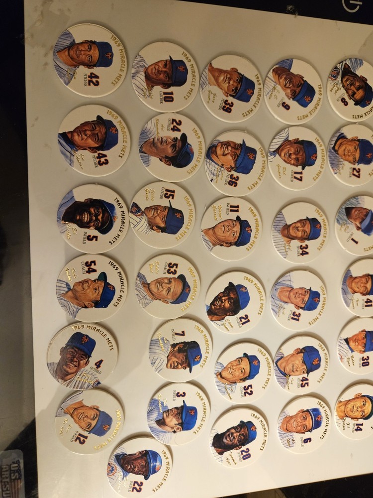 1969 NEW YORK MIRACLE METS 31 POGS