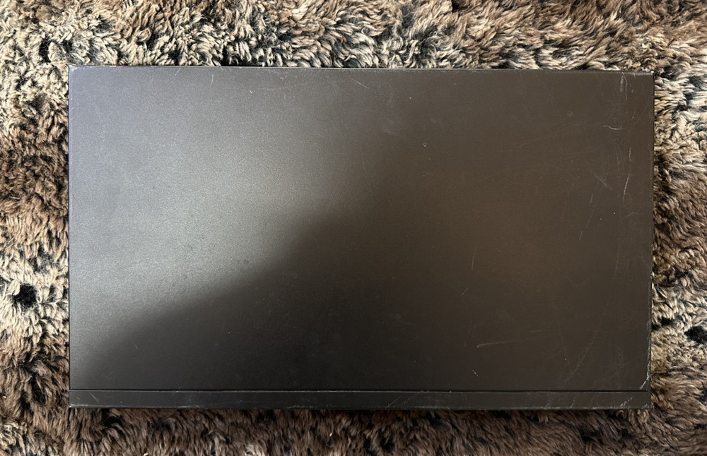 Dell (5448) Rack-Mountable Network Device