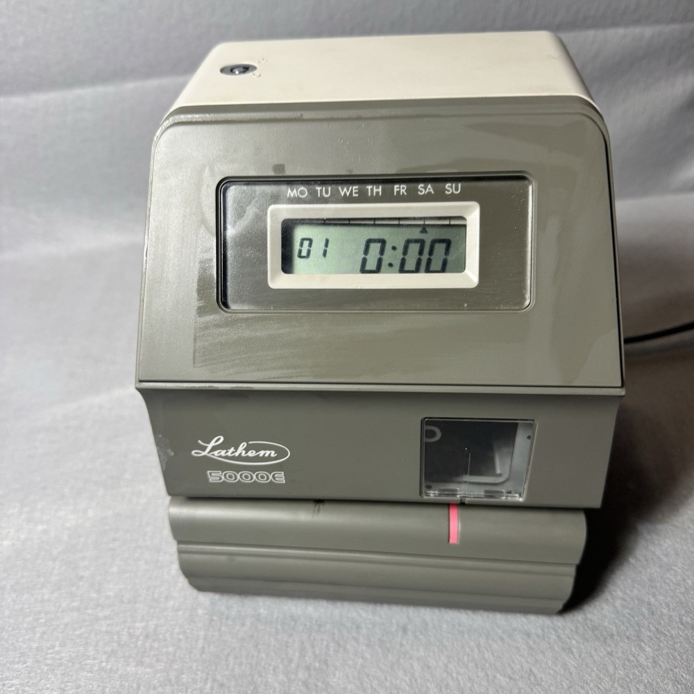 Lathem 5000e Time Clock Powers On Untested * No Key * Used