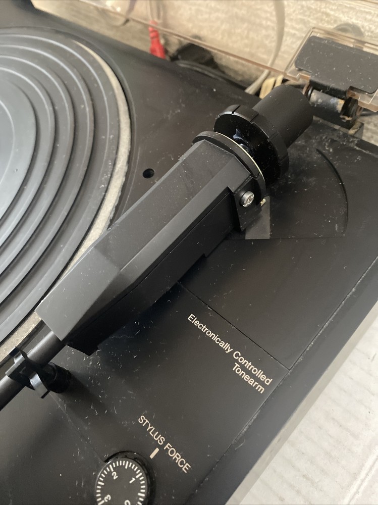 DENON Quartz DP-23F Micro Processor Controlled Fully Automatic Turntable WORKS!