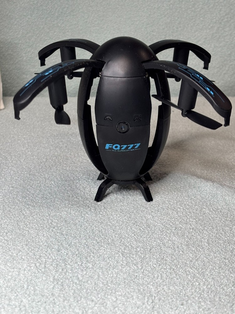 FQ28 Flying egg drone - Black - Used