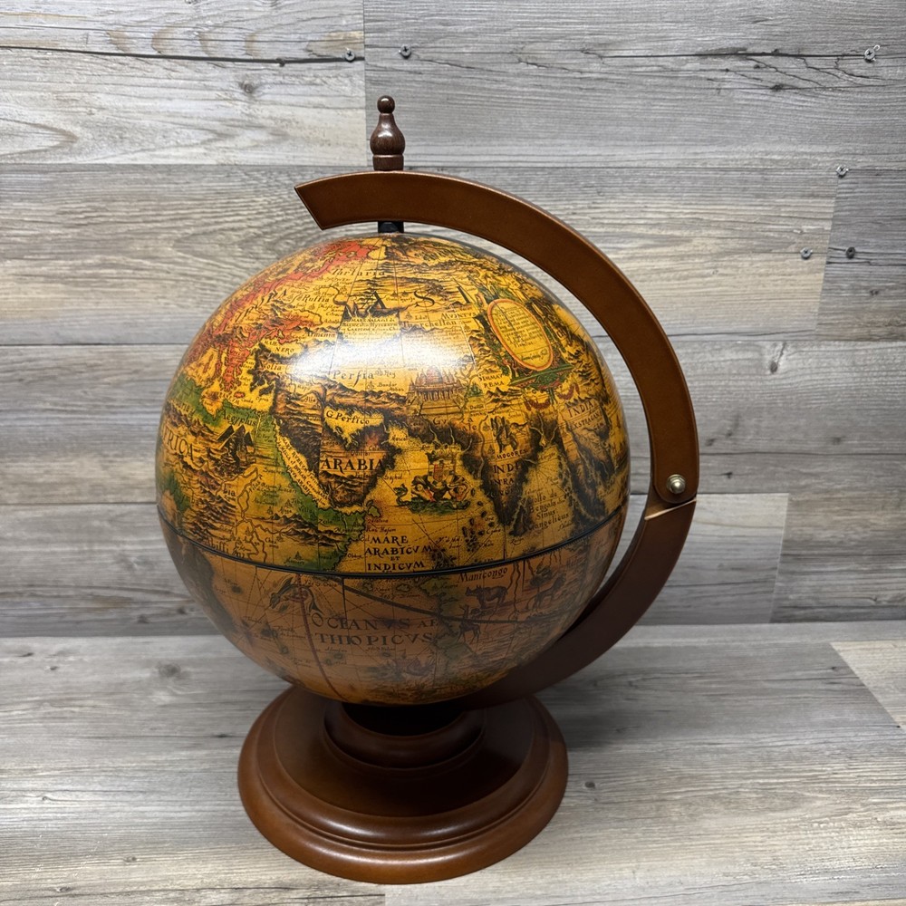 Map Globe Opens into Drink Bar Storage World Explorer. Made in Italy