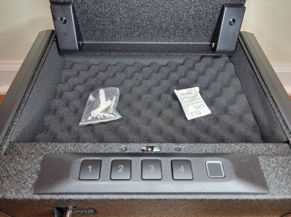 RPNB Safe Lock Box Biometric Vault Security Key Pad NEW