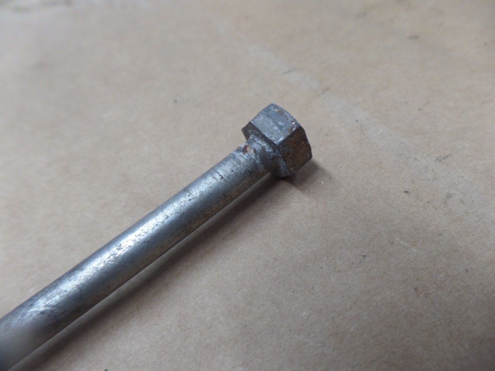 Handlebar Stem Bolt - 1 | Avg-