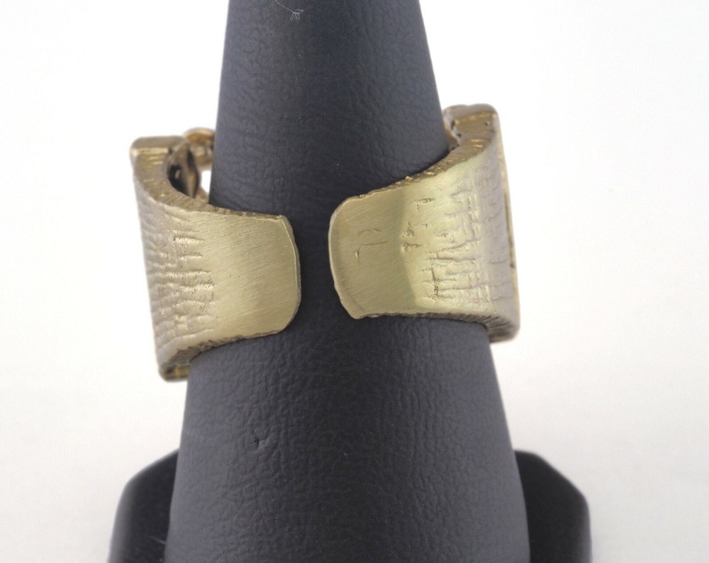 Adjustable Ring Raw brass (18mm 8US inner size - Adjustable ) OZ2747