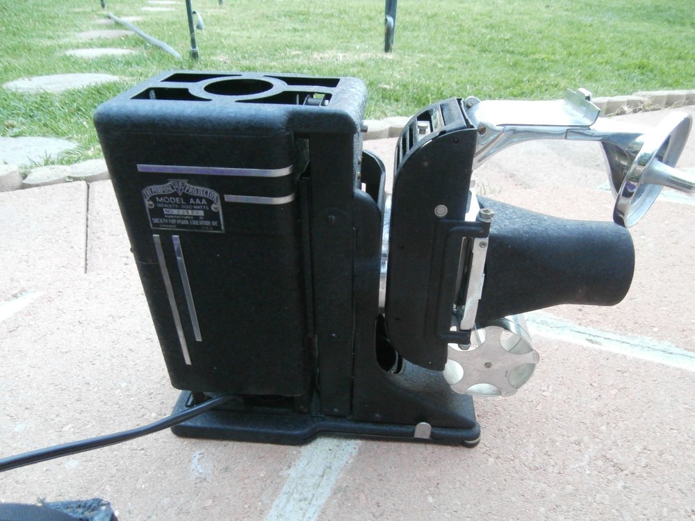 Vtg SVE Tri-Purpose Projector Model AAA Case Society for Visual Education