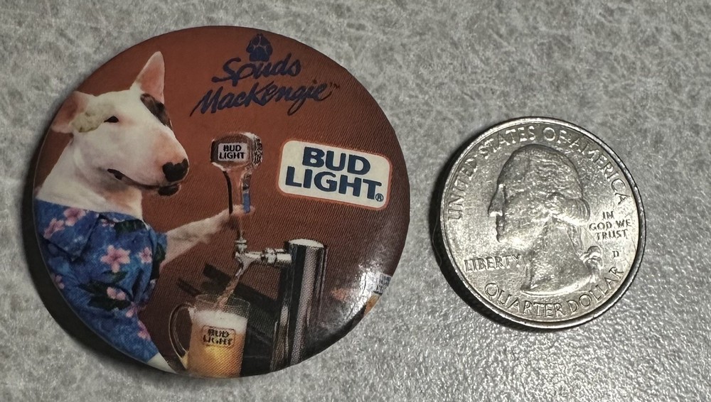 SPUD MACKENZIE Bud Light Beer Vintage Pin back Button