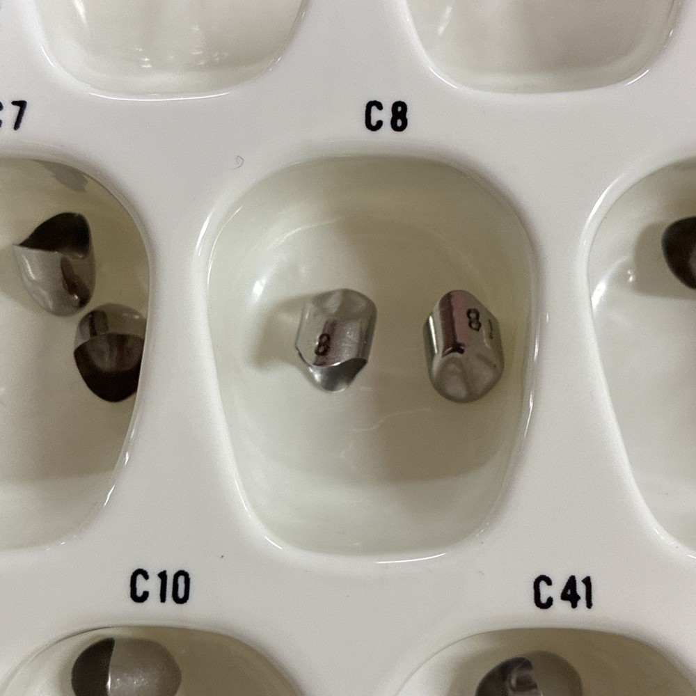 RUGBY LABS INC. Set of 44 UPPER CUSPID CROWNS in Case