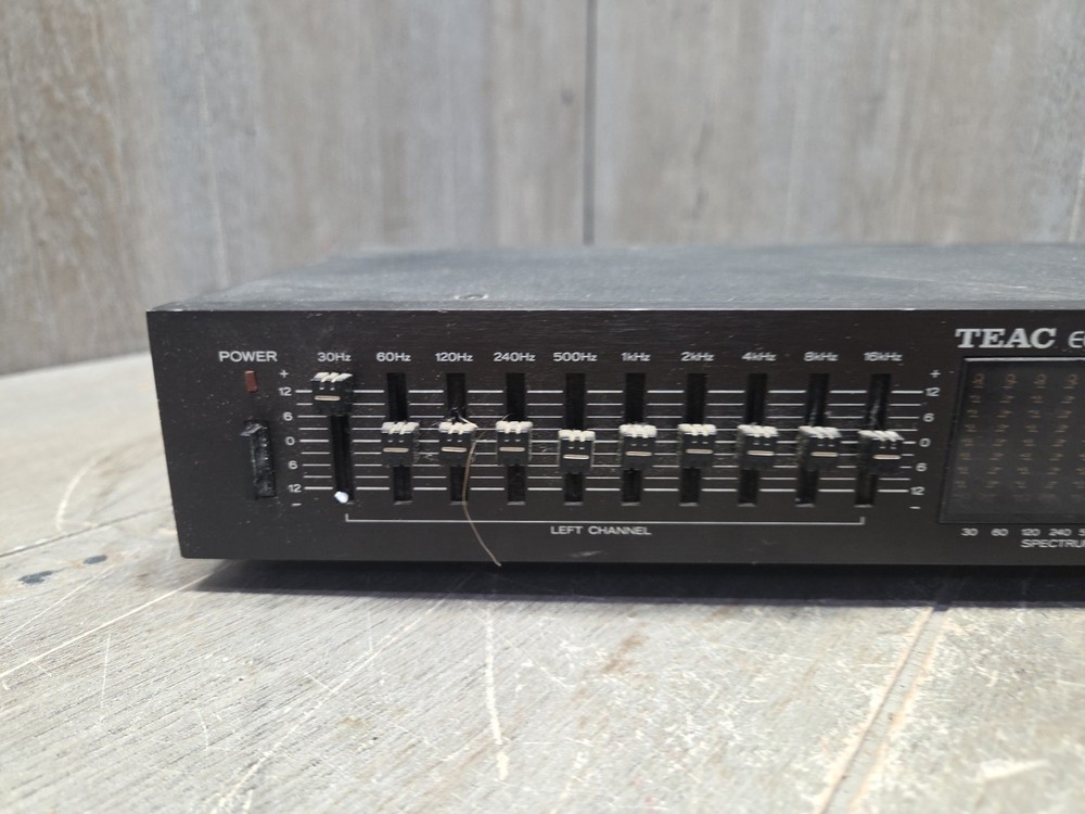 TEAC EQA-10 Graphic Equalizer Visualizer Spectrum Display (Only Somt Channels