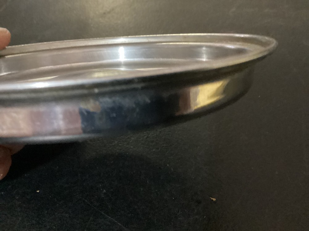 Silver Color Metal Lid with Long Rectangle Handle to Something