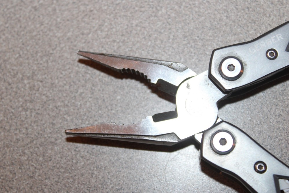 Gerber Suspension-NXT Multi-Tool 12 Tools 2 LOCKBACK BLADES 8970718E