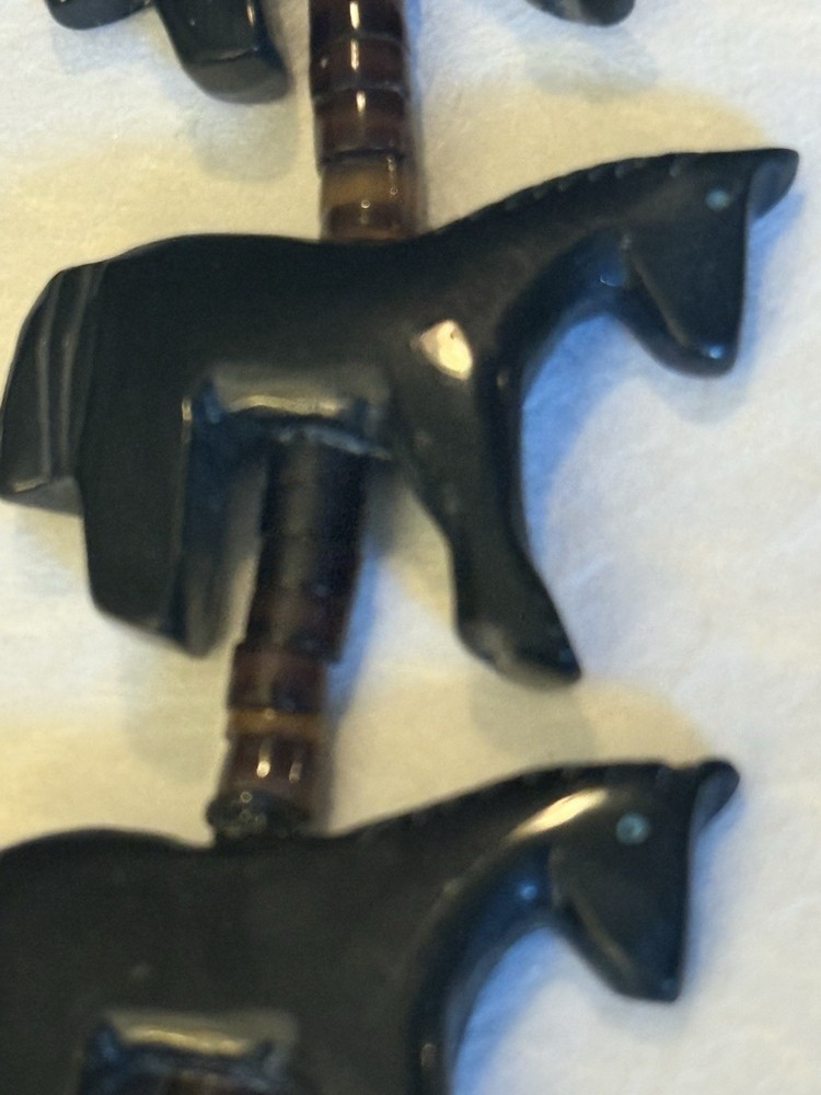 horses fetish necklace
