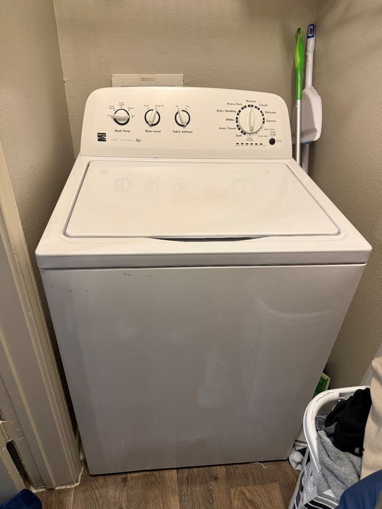 White washer and dryer set