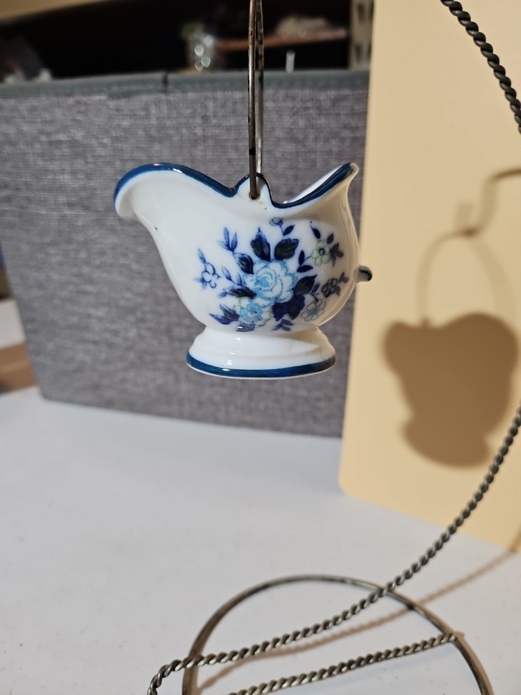 Mini Porcelain White Coal Bin
