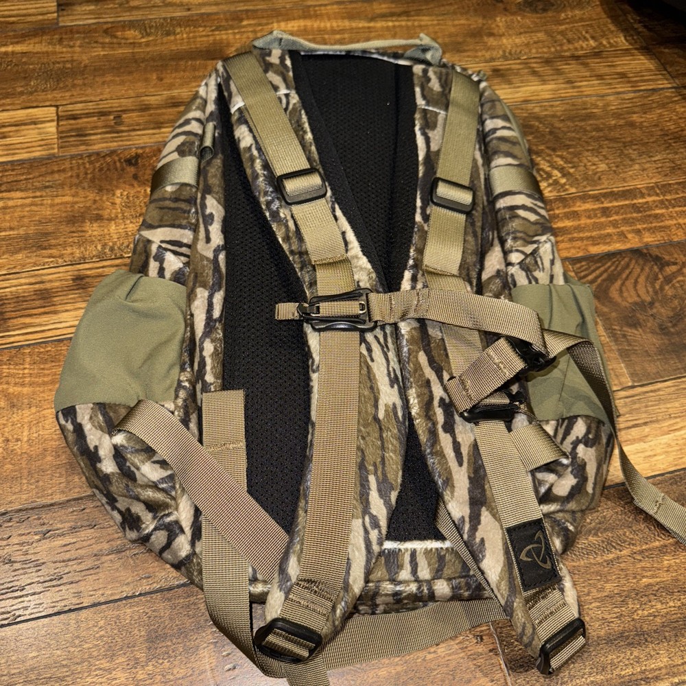 Mystery Ranch Tree House 16