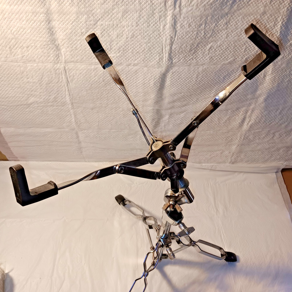 Alesis Drum Rack 1.5 38mm with Snare Stand