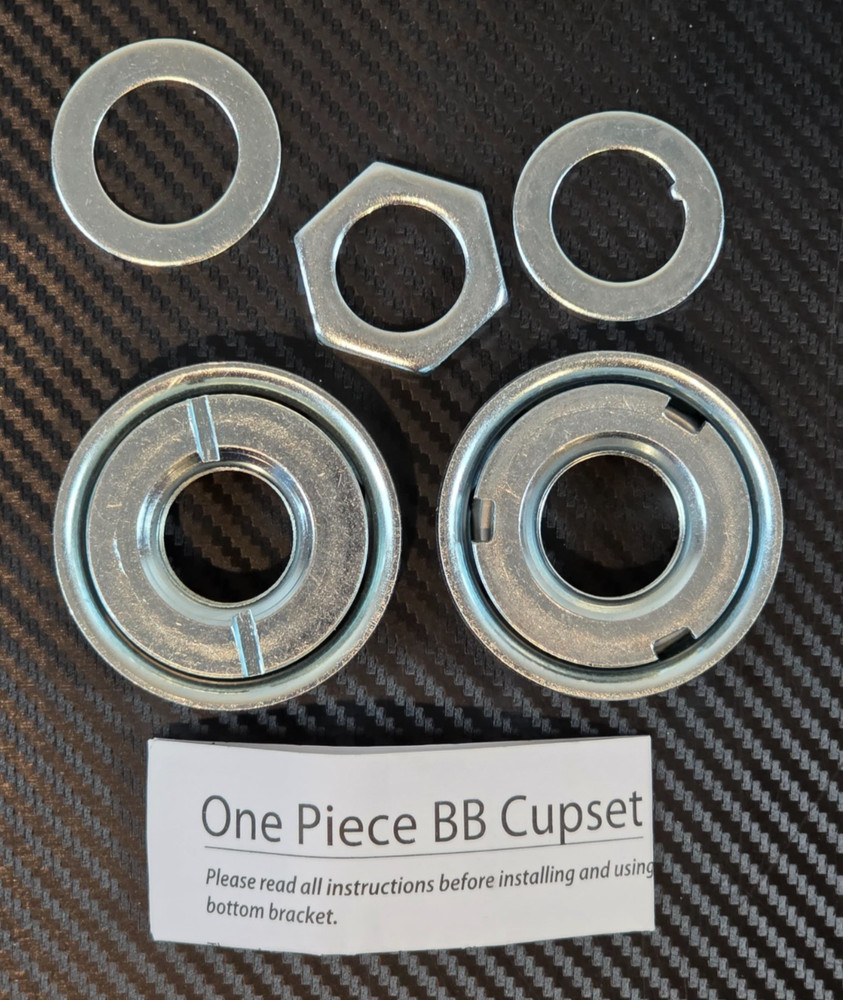 Sunlite One-Piece Bottom Bracket Cup Set 24 TPI Thread 68MM Silver