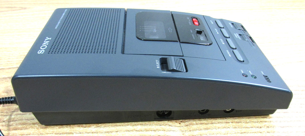 Sony Microcassette Transcriber M-2000 FOR PARTS