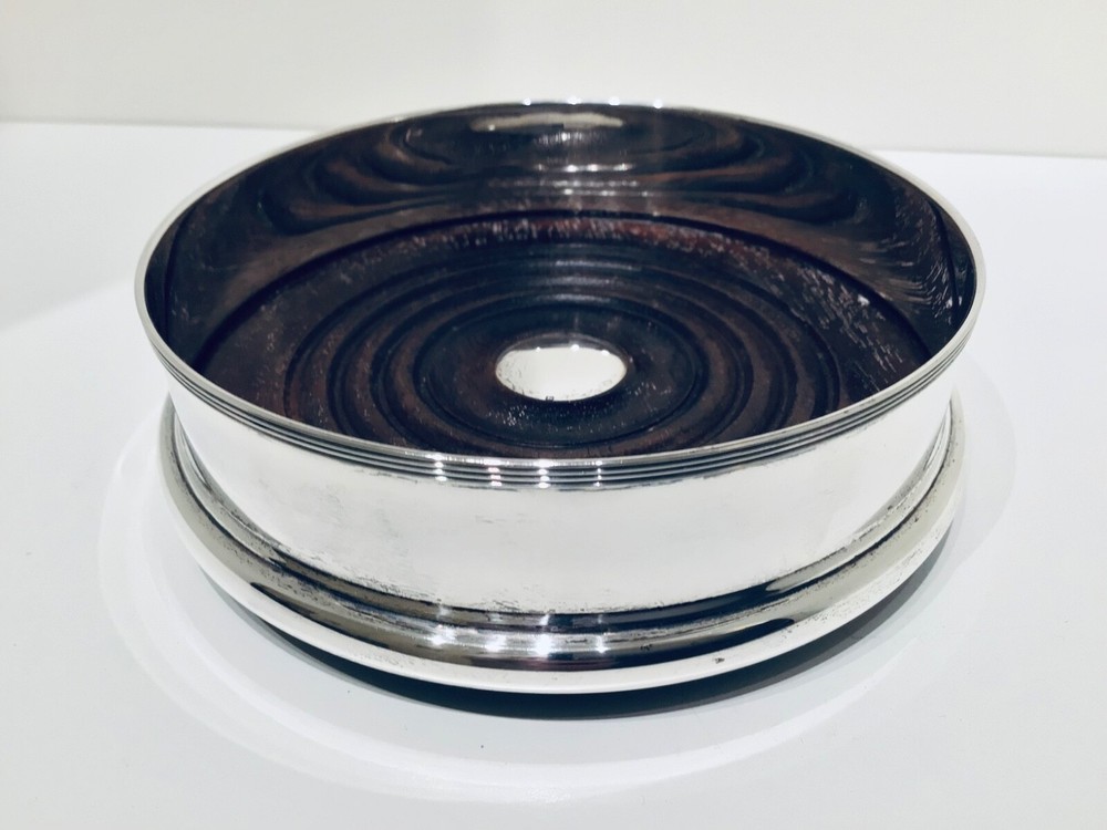 Quality Solid Silver Wine Bottle Coaster or Slide, London 1986