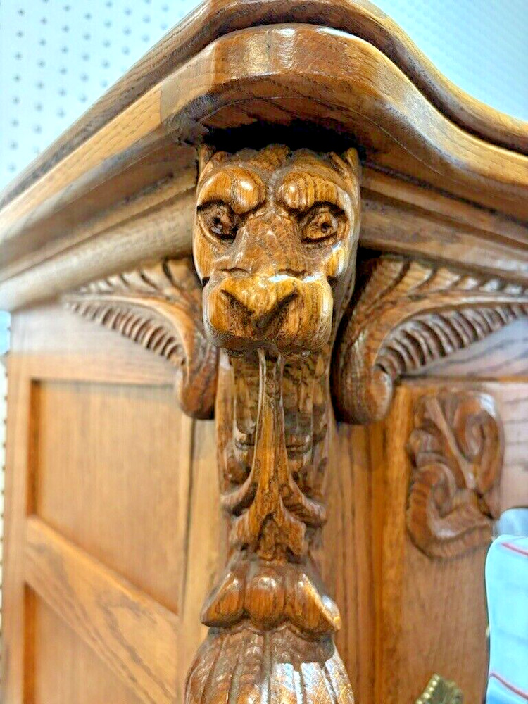 WINGED GRIFFIN OAK ICE BOX