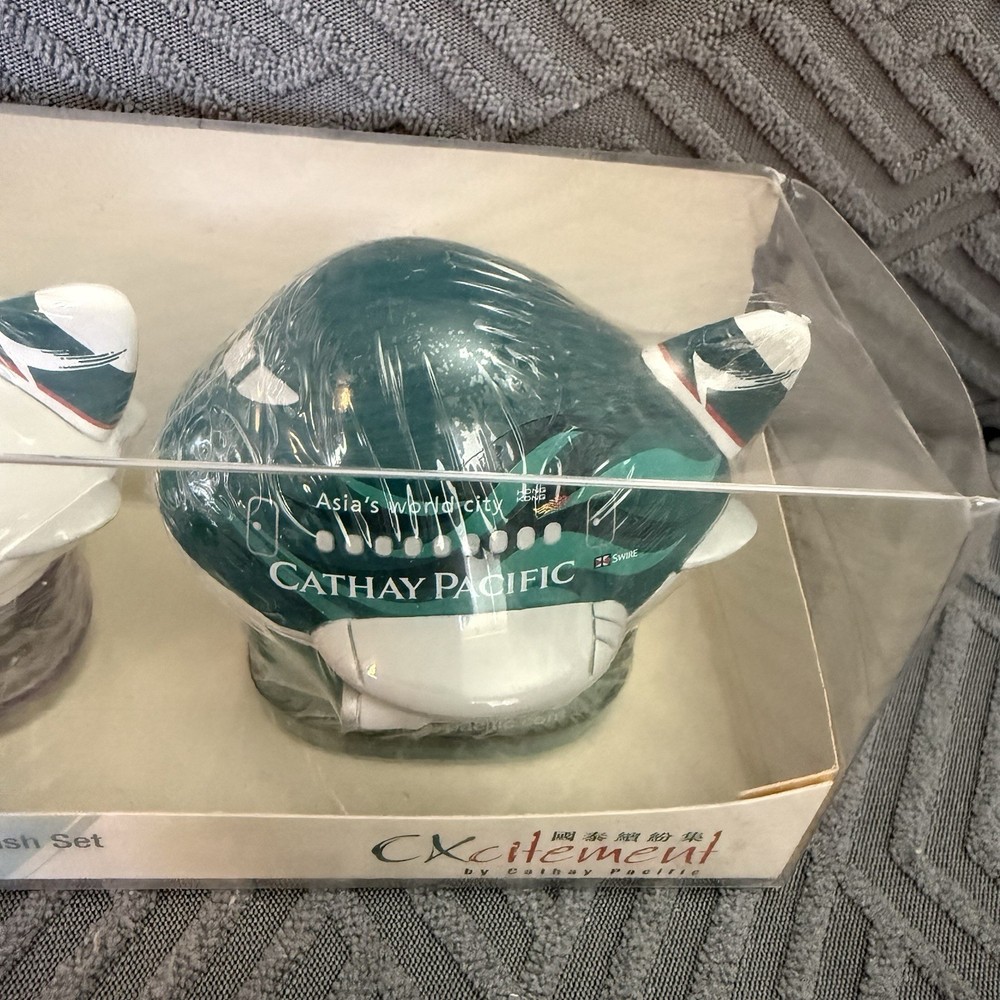 NEW Cathay Pacific Oneworld Mini Screen Cleanse & Keybroad Brush Set