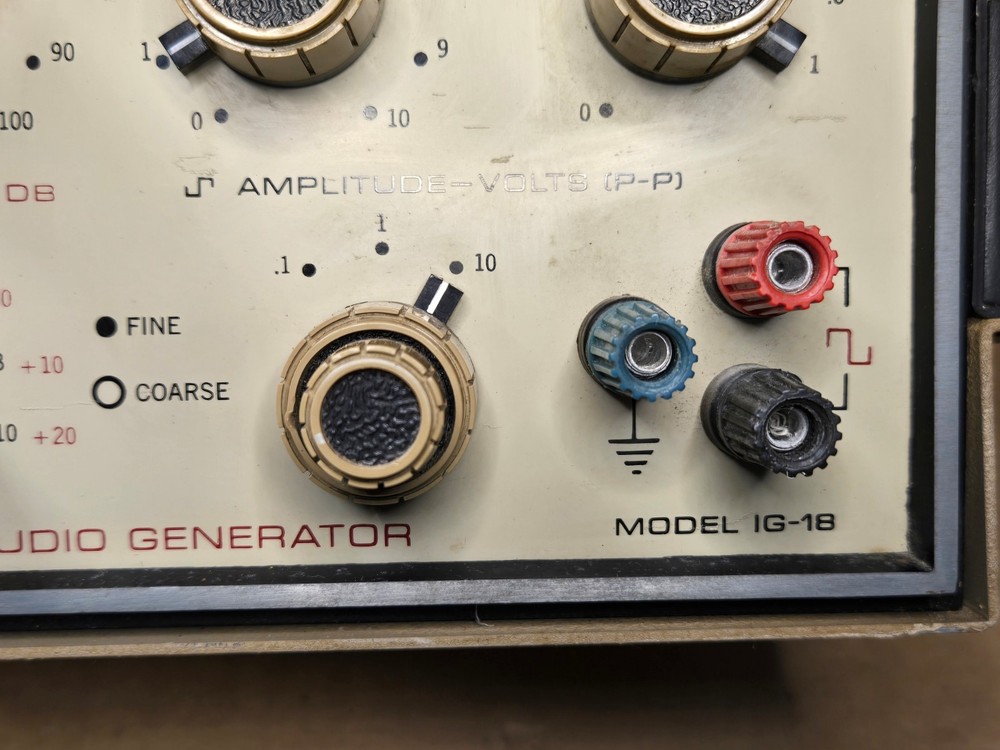 Heathkit IG-18A Low Distortion Audio Generator - Powers on - AS-IS - Untested