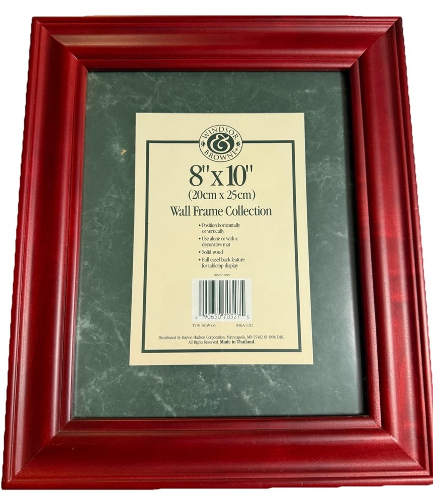 Windsor & Browne Solid Wood Wall Frame Red 8x10 Rectangle Photo Frame
