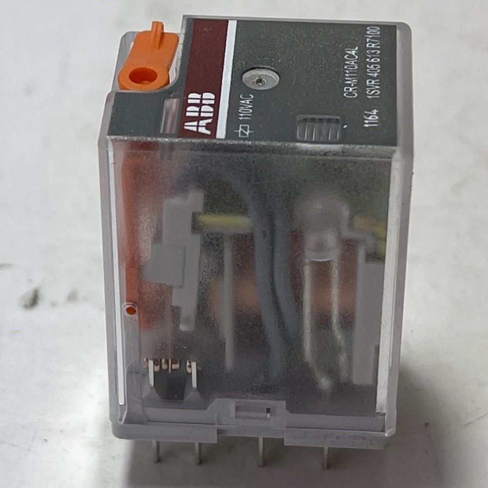 1pc new ABB Relay CR-M110AC4L Pluggable Interface Relay