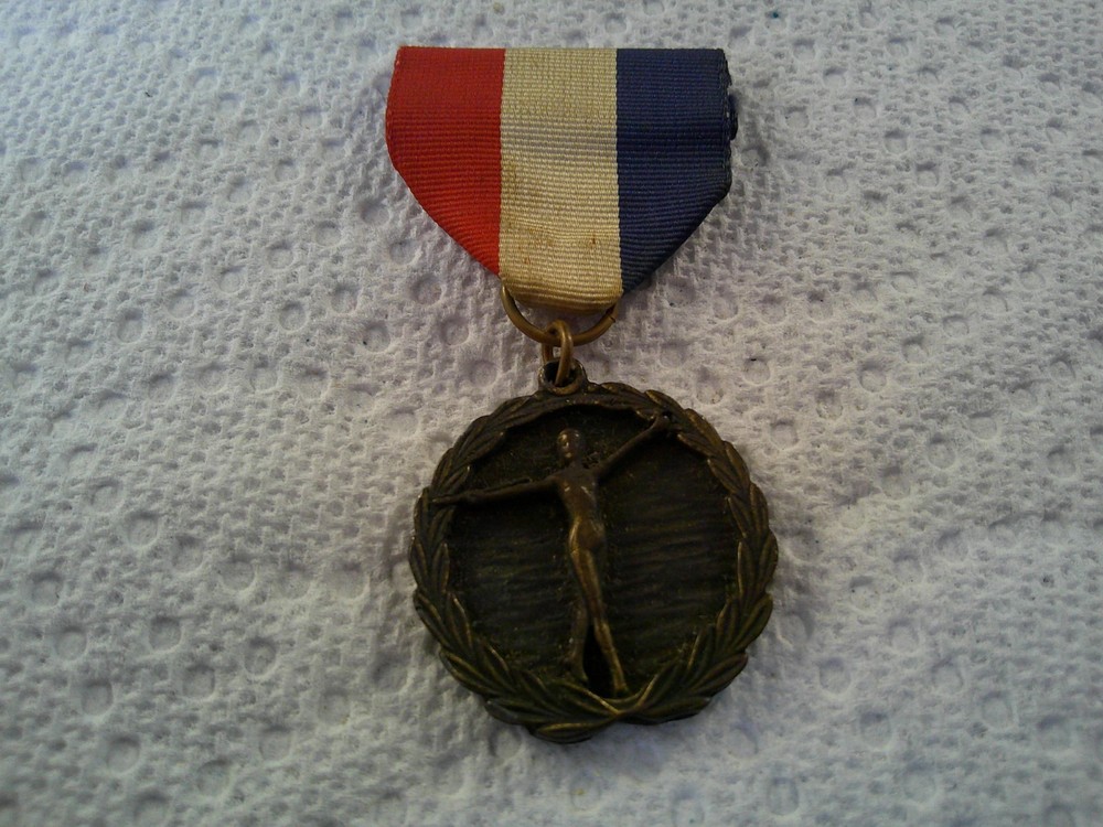Vintage Gymnastics Unmarked Medal/Pin