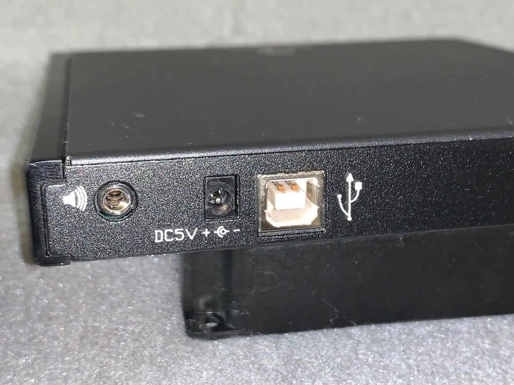 TARGUS DVD/CD External USB Re-Writer Model-Padvw010u W/USB Cable