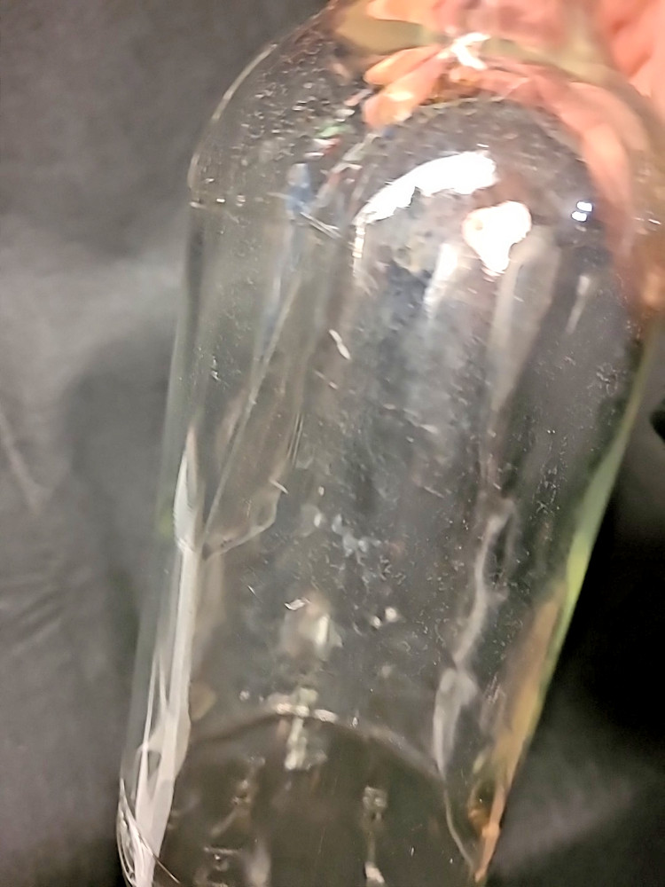 Vintage 1952 Fleischmann's Gin 4/5 Quart Clear Glass Bottle - Embossed Eagle