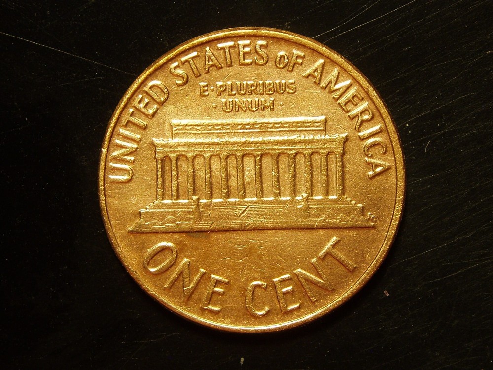 1961 CLEANED LINCOLN MEMORIAL CENT #4