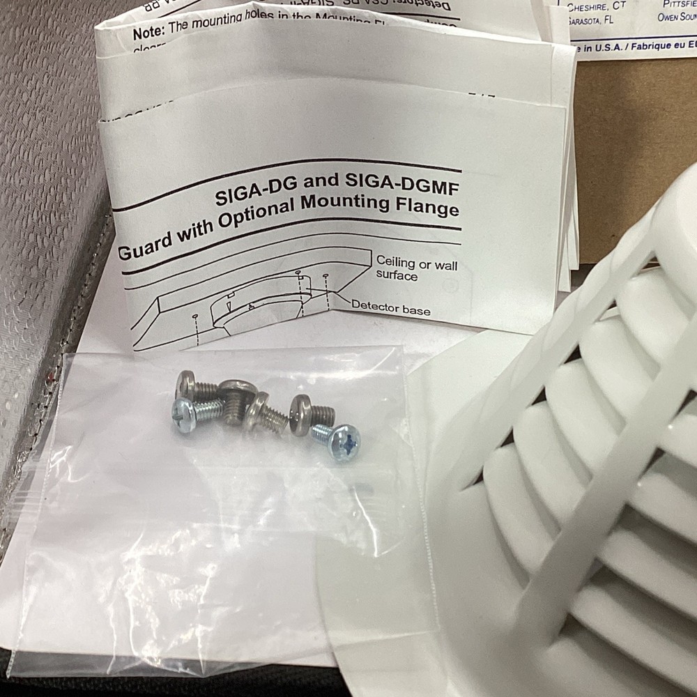 Edwards EST SIGA-DG Detector Guard NEW