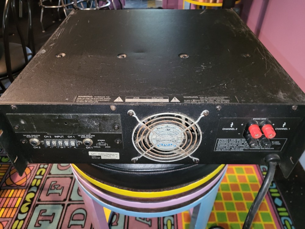QSC MX 2000a Amp
