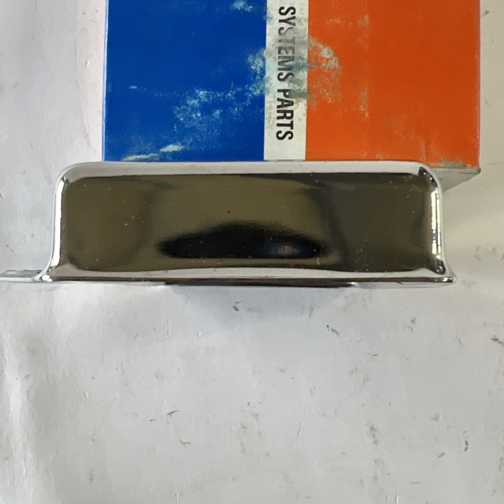 NAPA Echlin Regulator Voltage - Chrome - Part #VR 38