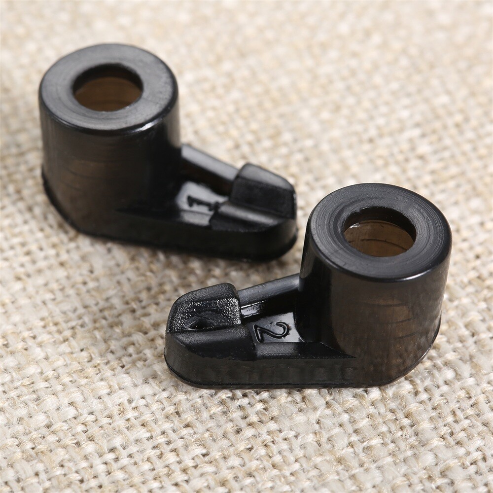 2pcs Shuttle Bed Ears Plastic Left Right Ears for Sewing Machine 653 Replacement