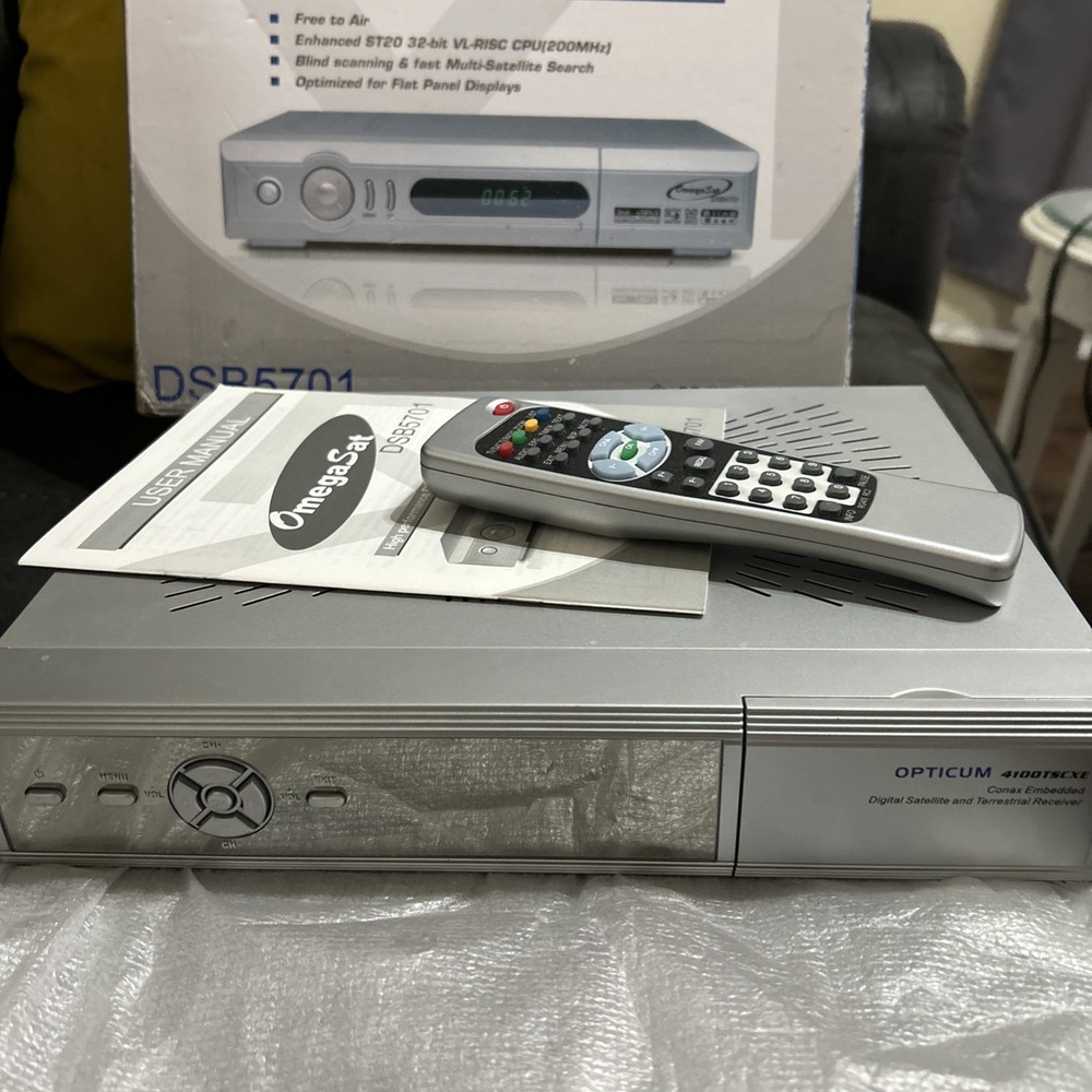 Omega Sat  DSB5701 Satalight Receiver With Remote Control (EU Plug!)