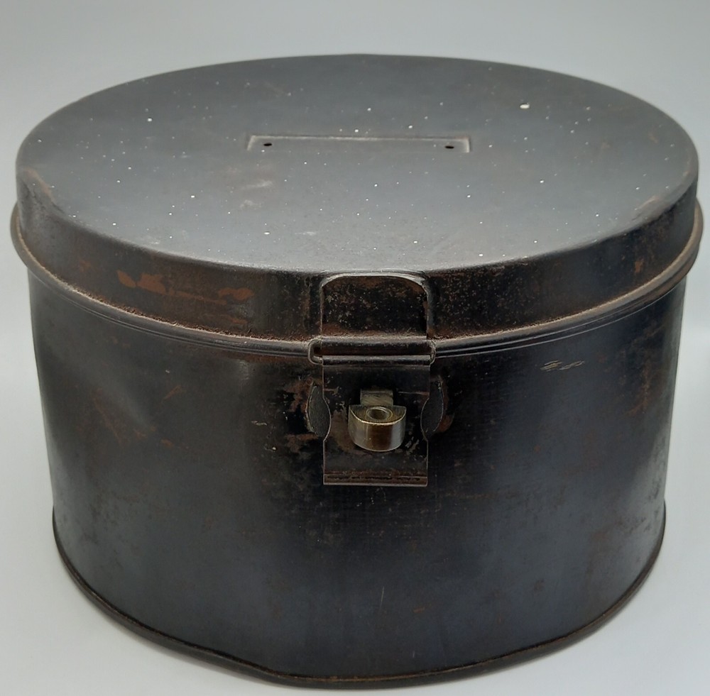 Antique Metal Hat Tin, Approx. WWI / Inter-War Era, British Army, Container