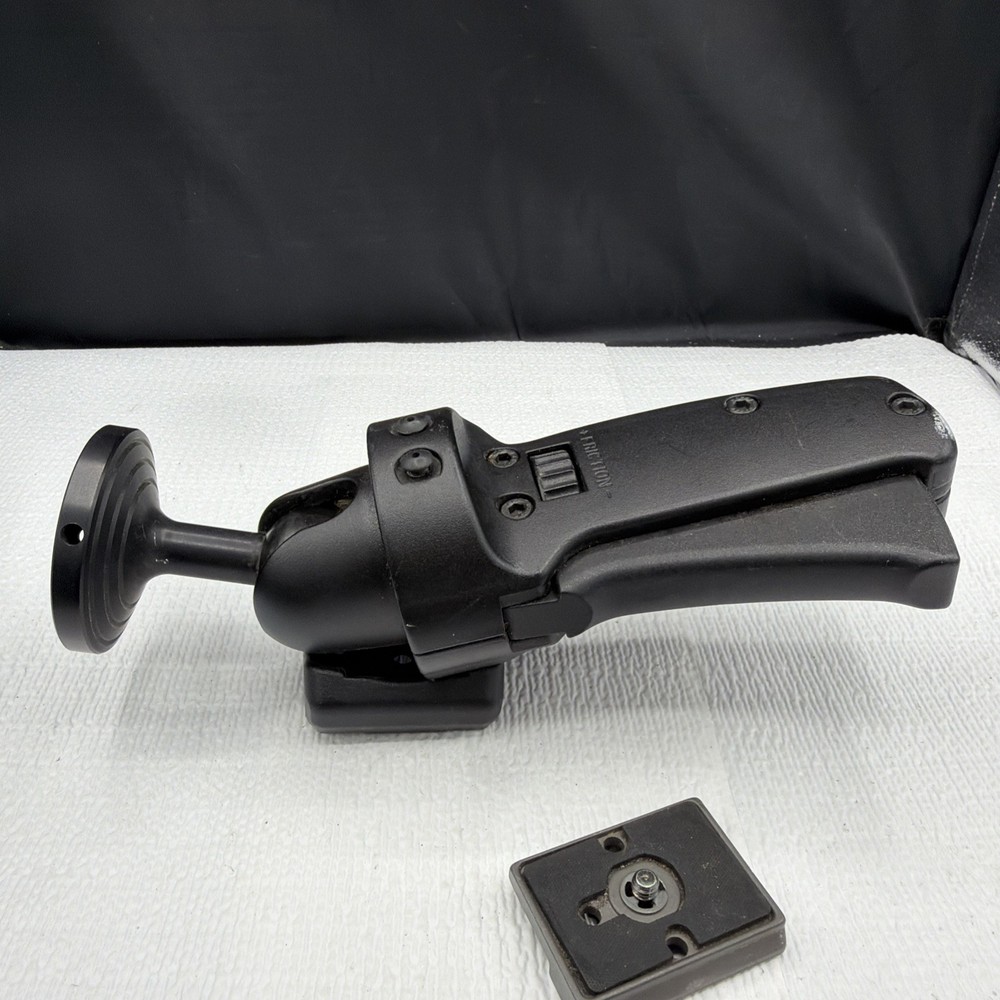 Manfrotto 322RC2 Tripod Head Grip Pan Tilt Ball Camera Adjustable