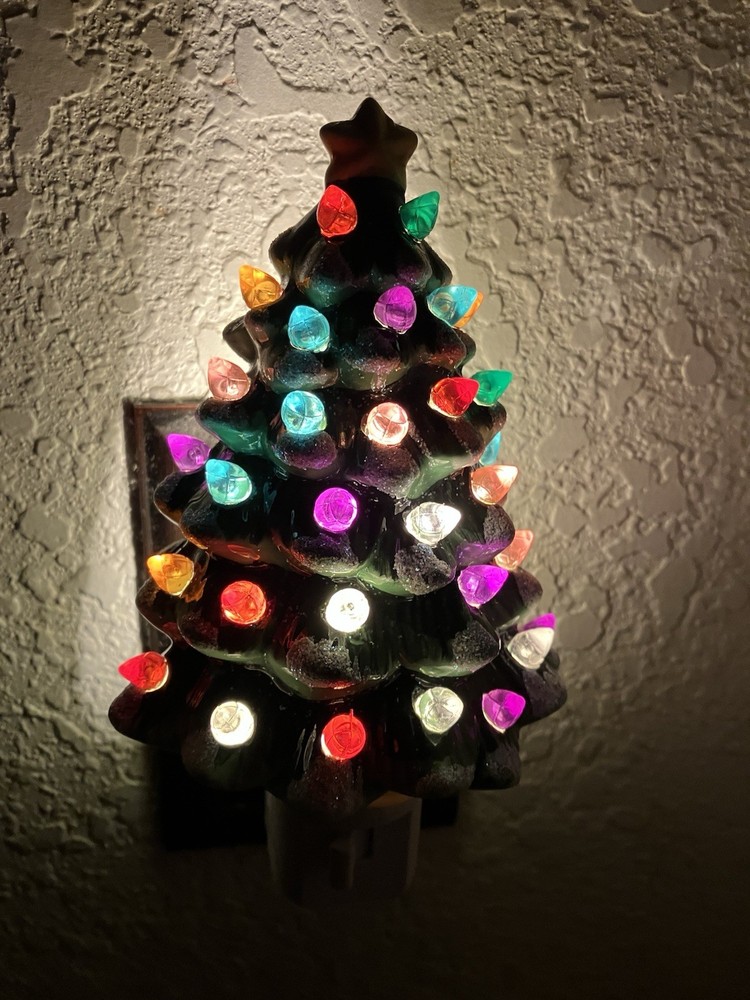 Ceramic Christmas Tree Night Light With Plastic Bulbs